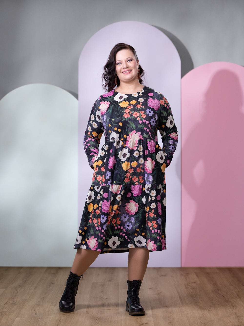 VILMAdress (Kuningatarkukka ink / fuchsia jersey)