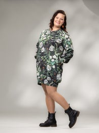 HAAVEILUdress raglan sleeve (Mets&auml;kylpy black / green stretch college)