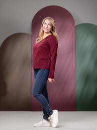 HELGAshirt (burgundy jersey)