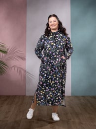 SLOWdress (Kahvilassa black / pastel stretch college)