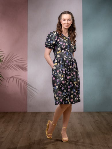 OLIVIAdress (Kahvilassa black / pastel jersey)